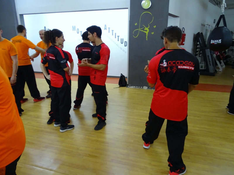 Kung Fu Academy di Sifu Mezzone Caserta Seminario di Weng Chun Tang Yik con GM Sunny So in Italia presso la scuola di arti marziali di wing chun e kung fu a Caserta (2)